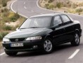 /album/galerie-foto/intre-un-opel-vectra-b-si-un-un-renault-laguna-1-55366e96bee8b8f88-0-0-0-0-0-jpg/